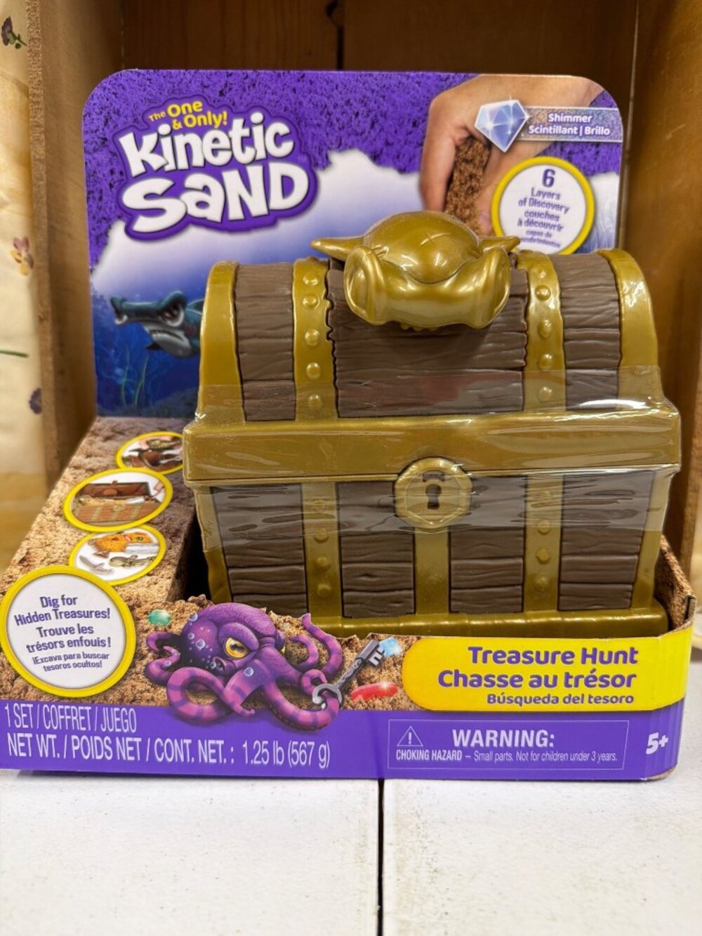The One & Only Kinetic Sand Treasure Hunt Dig Set With Shimmer Sand Hidden Gems